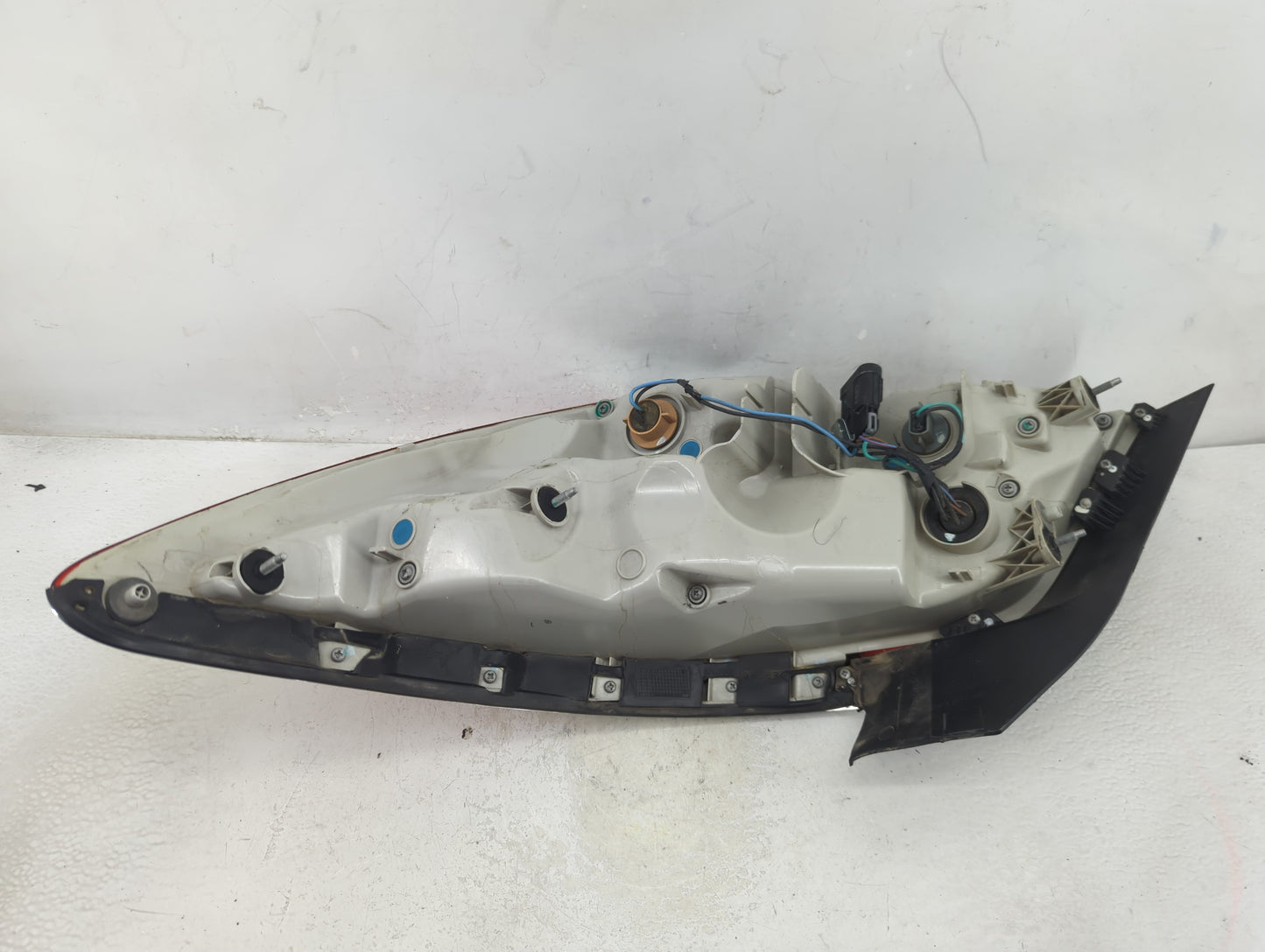 2014-2016 Buick Lacrosse Tail Light Assembly Driver Left OEM P/N:220-30123 Fits Fits 2014 2015 2016 OEM Used Auto Parts - Oe