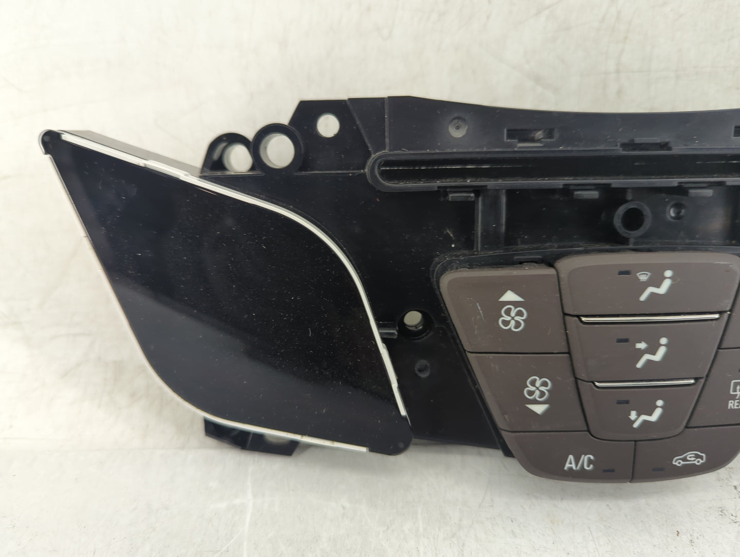 2014-2016 Buick Lacrosse Ac Heater Climate Control - Oemusedautoparts1.com