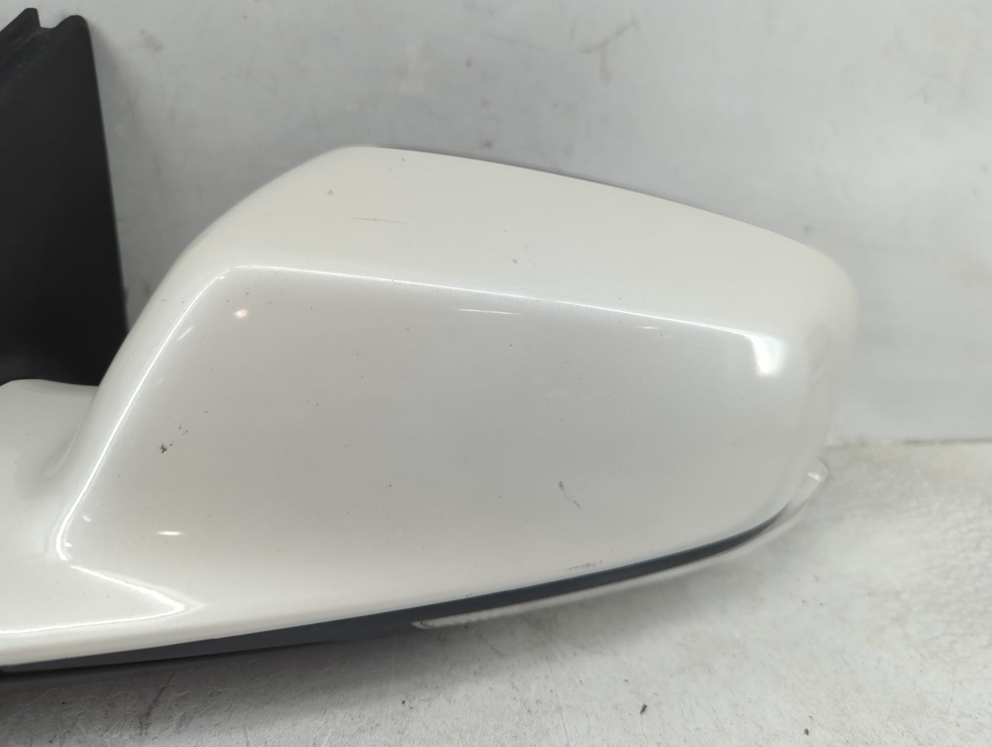 2014-2016 Buick Lacrosse Driver Left Side View Manual Door Mirror White - Oemusedautoparts1.com