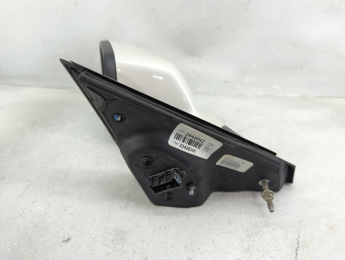 2014-2016 Buick Lacrosse Driver Left Side View Manual Door Mirror White - Oemusedautoparts1.com