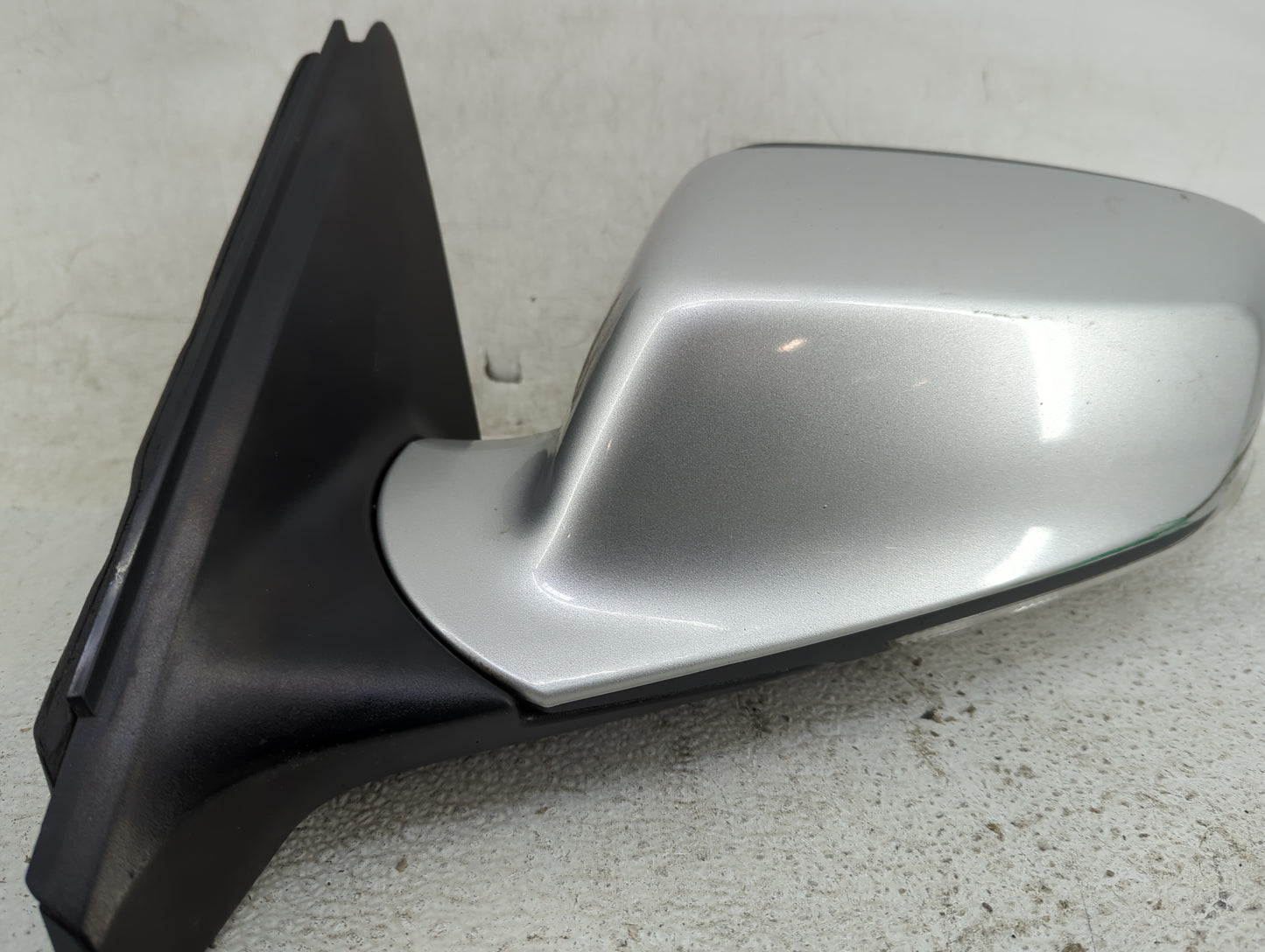 2014-2016 Buick Lacrosse Driver Side View Mirror - Left Door Mirror OEM Used - Oemusedautoparts1.com