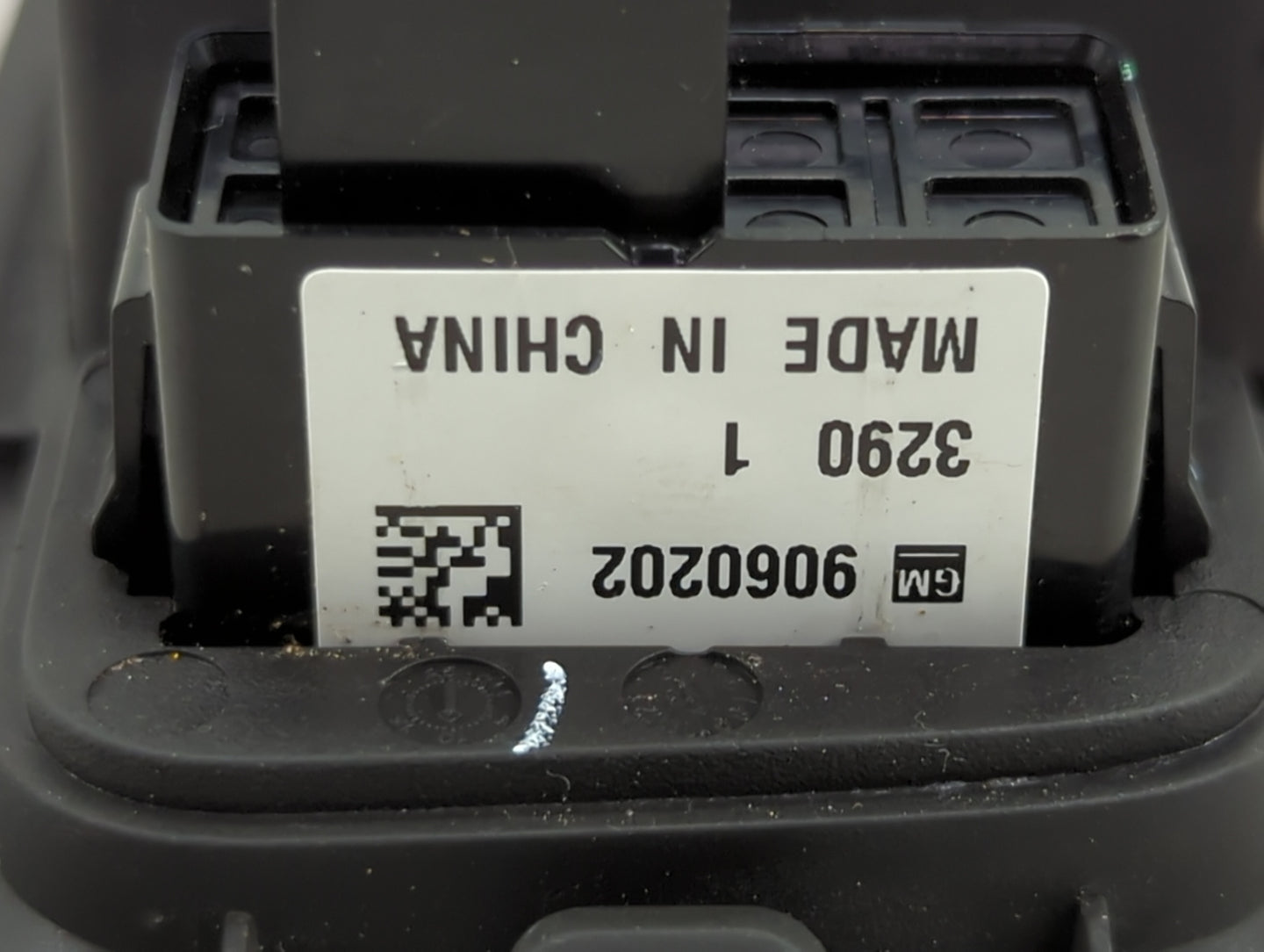 2014-2016 Buick Lacrosse Master Power Window Switch Replacement Driver Side Left P/N:9060202 Fits Fits 2014 2015 2016 OEM Us