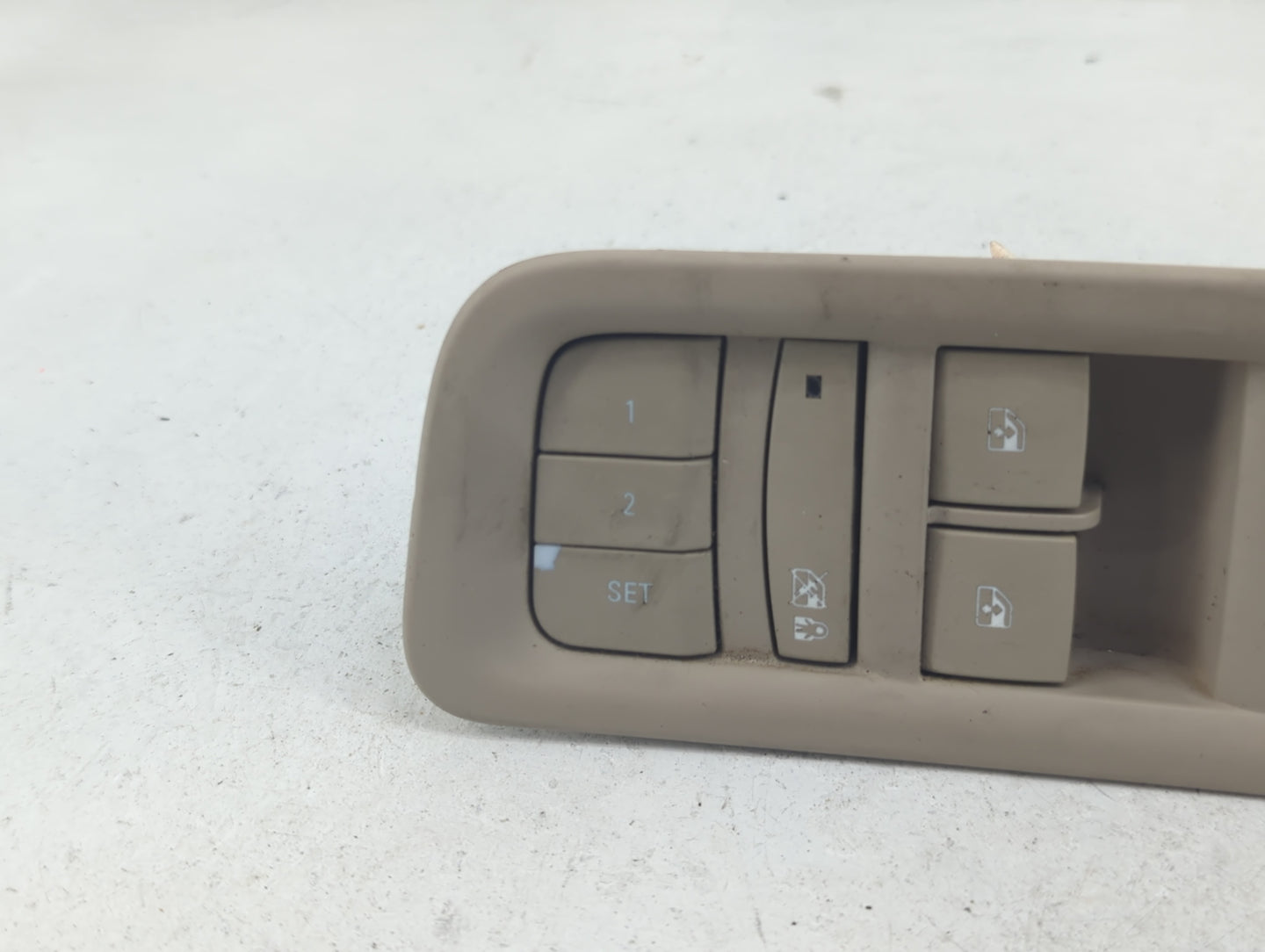 2014-2016 Buick Lacrosse Master Power Window Switch Replacement Driver Side Left P/N:90602942 321766 Fits Fits 2014 2015 201