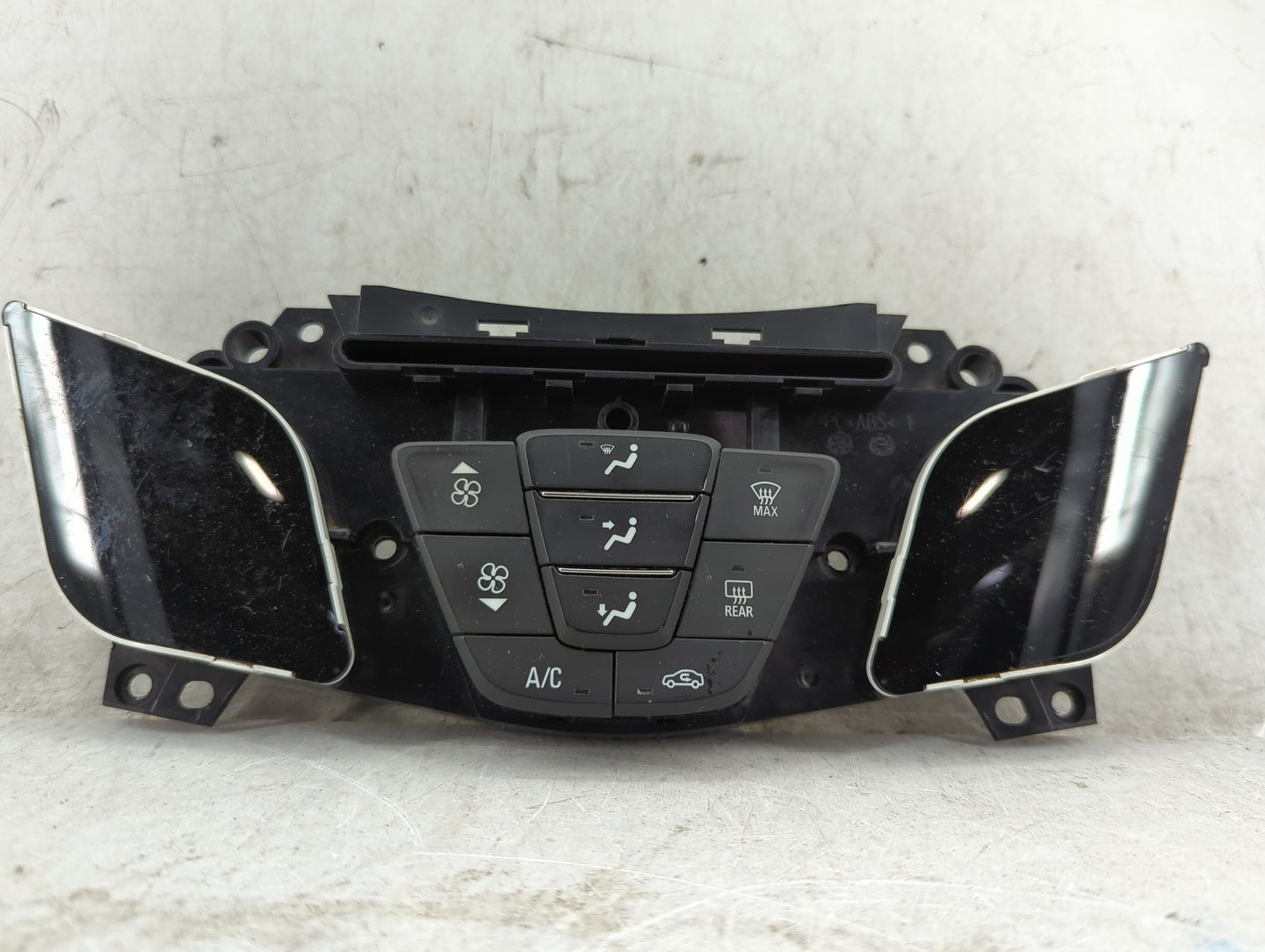 2014-2016 Buick Lacrosse Climate Control Module Temperature AC/Heater Replacement Fits Fits 2014 2015 2016 OEM Used Auto Par