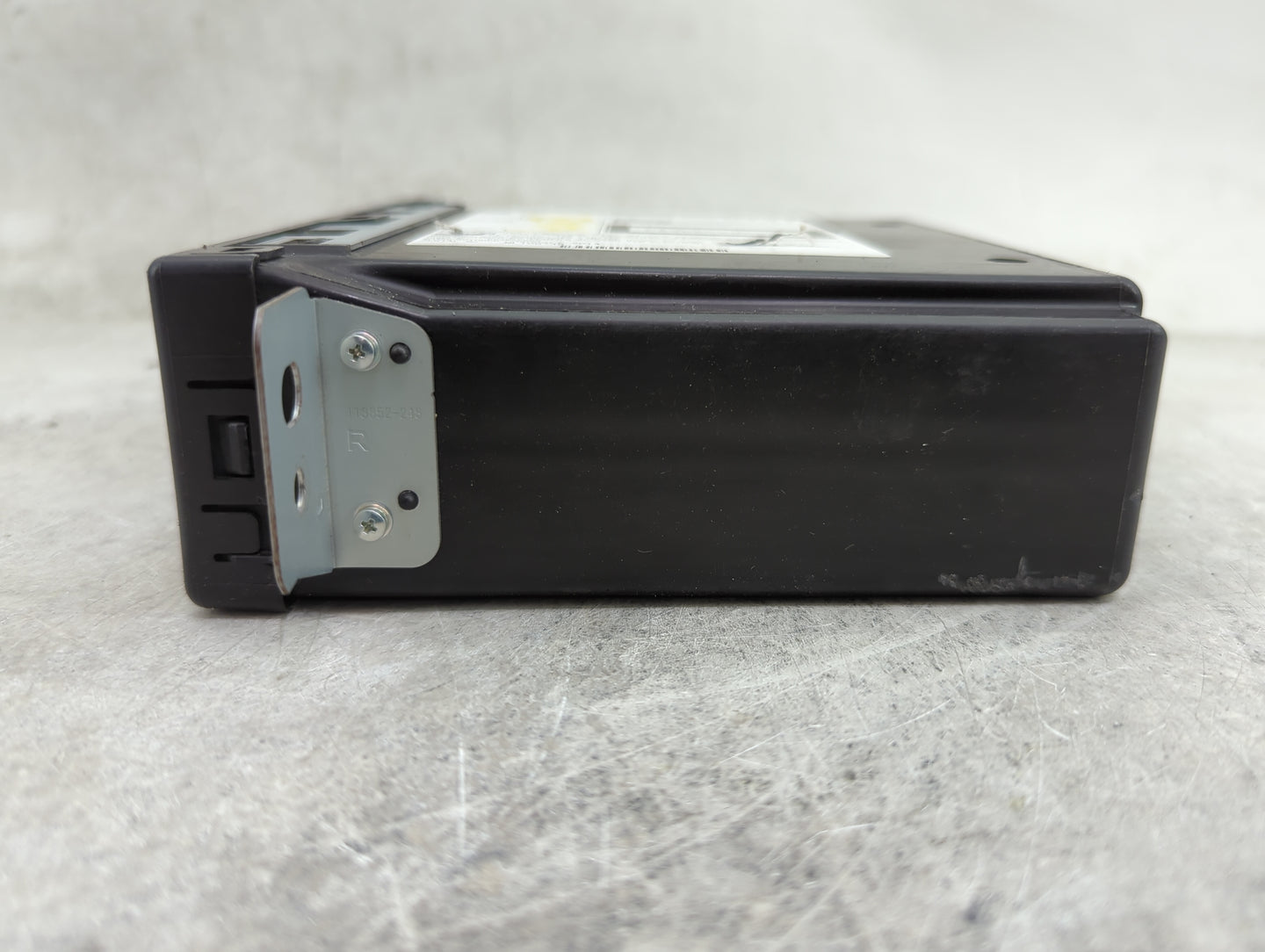 2014 Buick Lacrosse Radio AM FM Cd Player Receiver Replacement P/N:13590747 654595453 Fits OEM Used Auto Parts - Oemusedauto