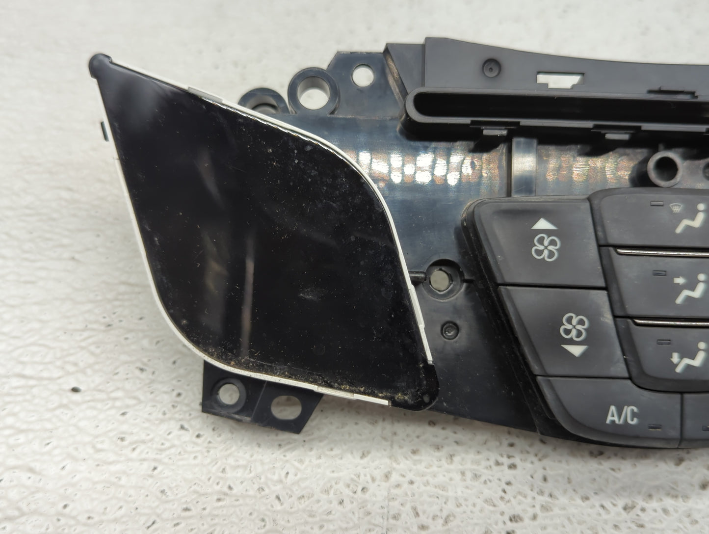 2014-2016 Buick Lacrosse Climate Control Module Temperature AC/Heater Replacement P/N:90802486 90802489 Fits Fits 2014 2015 