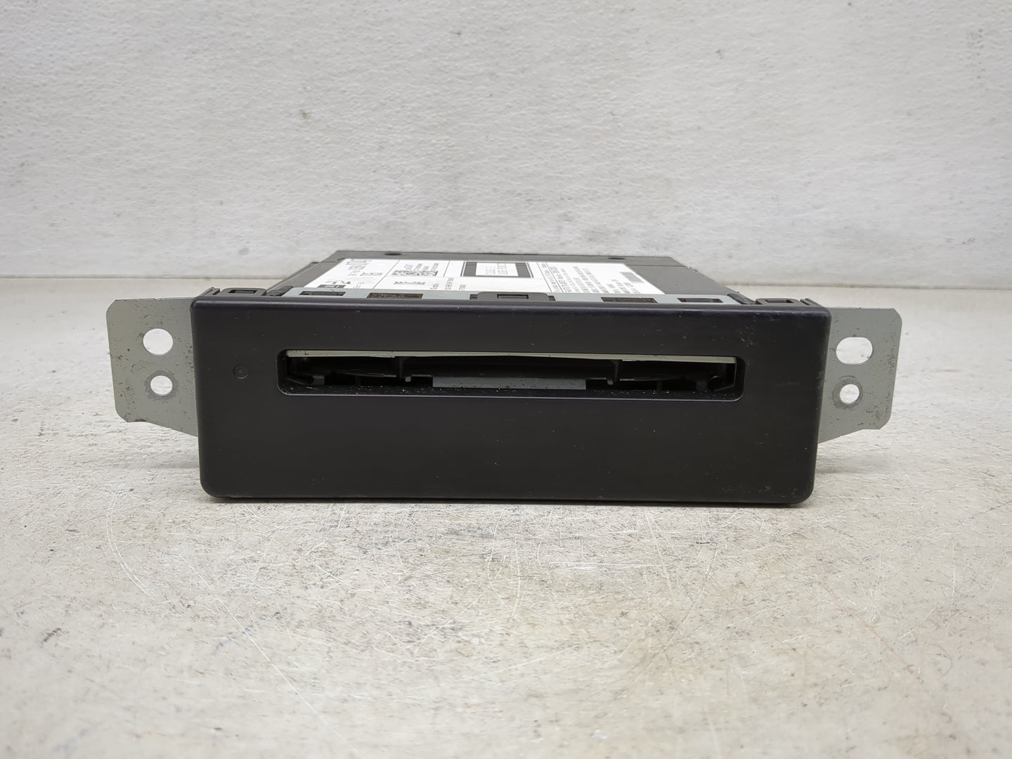 2014-2014 Buick Lacrosse Am Fm Cd Player Radio Receiver 1463728 - Oemusedautoparts1.com