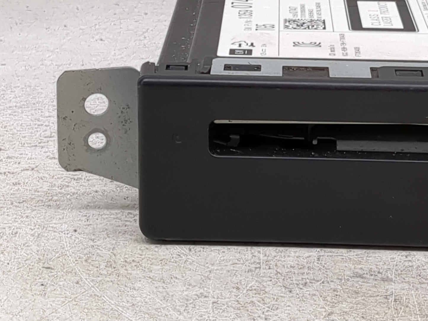 2014-2014 Buick Lacrosse Am Fm Cd Player Radio Receiver 1463728 - Oemusedautoparts1.com