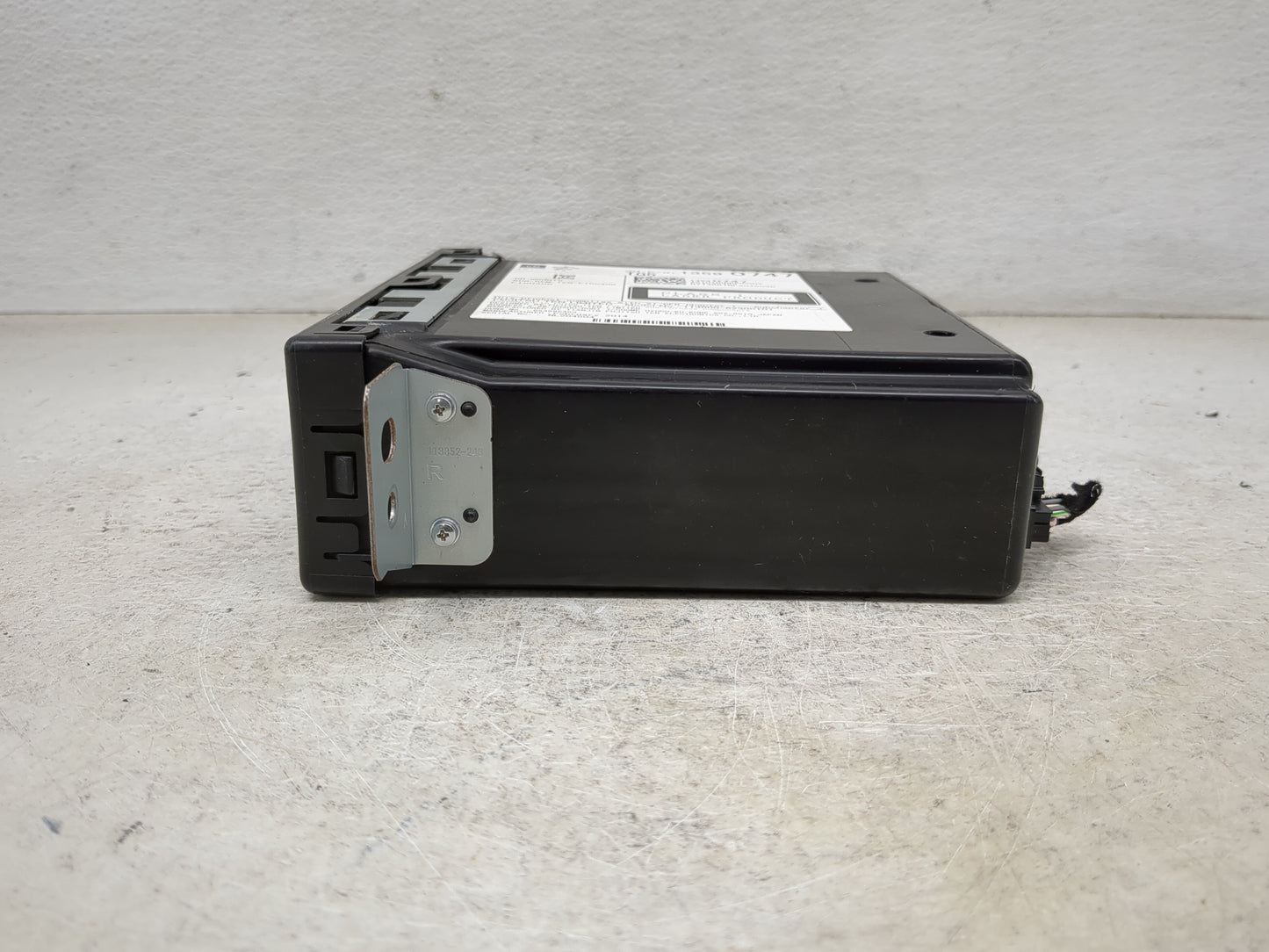 2014-2014 Buick Lacrosse Am Fm Cd Player Radio Receiver 1463728 - Oemusedautoparts1.com