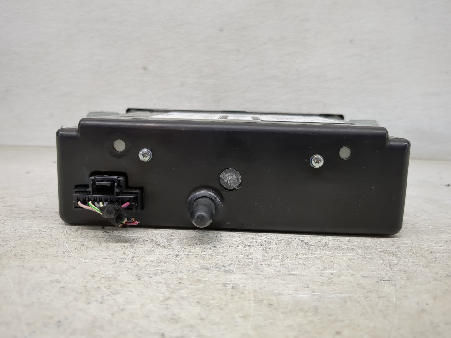 2014-2014 Buick Lacrosse Am Fm Cd Player Radio Receiver 1463728 - Oemusedautoparts1.com