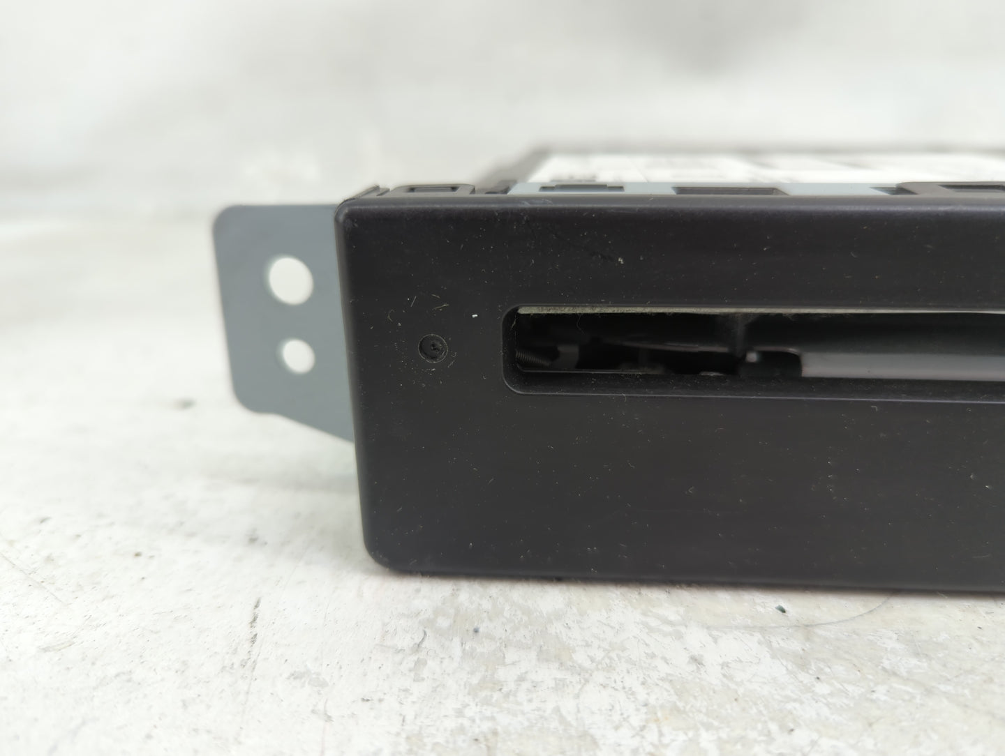 2014-2014 Buick Lacrosse Audio Cd Disc Player 1468711 - Oemusedautoparts1.com