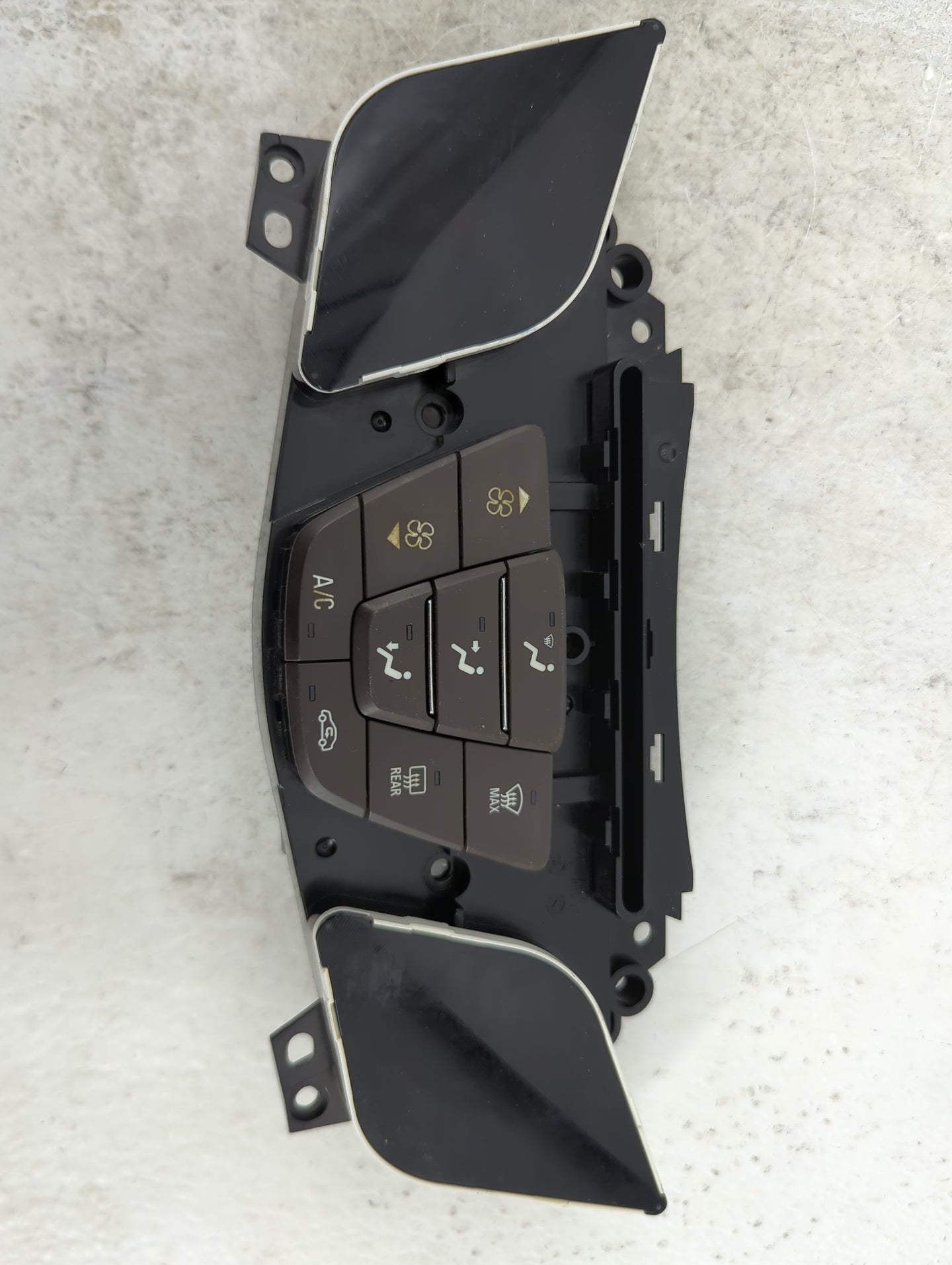 2014-2016 Buick Lacrosse Climate Control Module Temperature AC/Heater Replacement P/N:90802489 530620350 Fits Fits 2014 2015