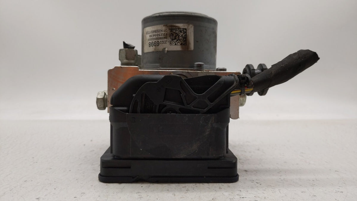 2014-2015 Buick Lacrosse Anti-Lock Brake ABS Pump Module Actuator OEM P/N:23430008 23430470, 23321781 Fits Fits 2014 2015 OE