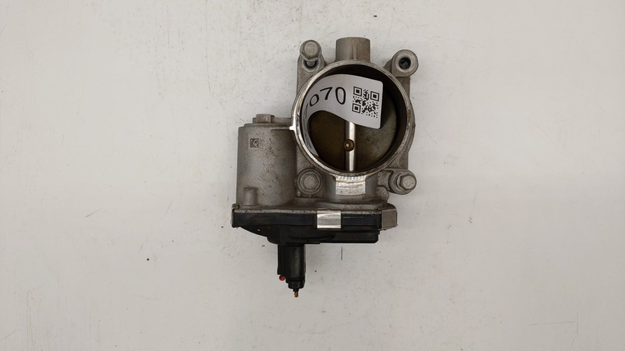 2012-2015 Buick Lacrosse Throttle Body P/N:12632101CA Fits Fits 2012 2013 2014 2015 OEM Used Auto Parts - Oemusedautoparts1.