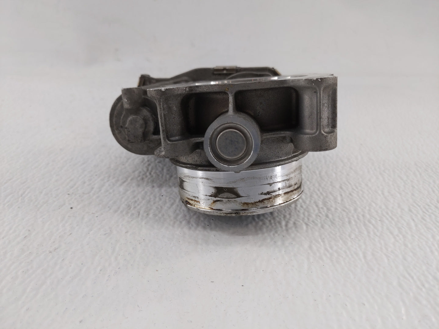 2012-2015 Buick Lacrosse Throttle Body P/N:12632101CA Fits Fits 2012 2013 2014 2015 OEM Used Auto Parts - Oemusedautoparts1.