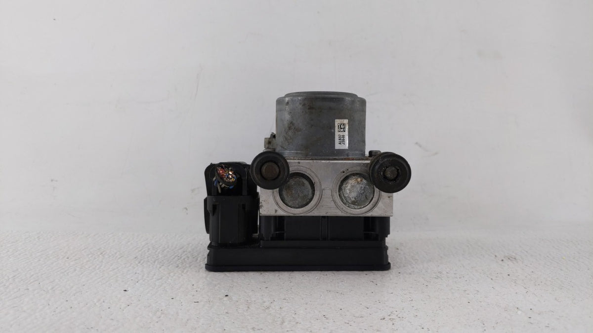 2014-2015 Buick Lacrosse Anti-Lock Brake ABS Pump Module Actuator OEM P/N:23430008 23430470, 23321781 Fits Fits 2014 2015 OE