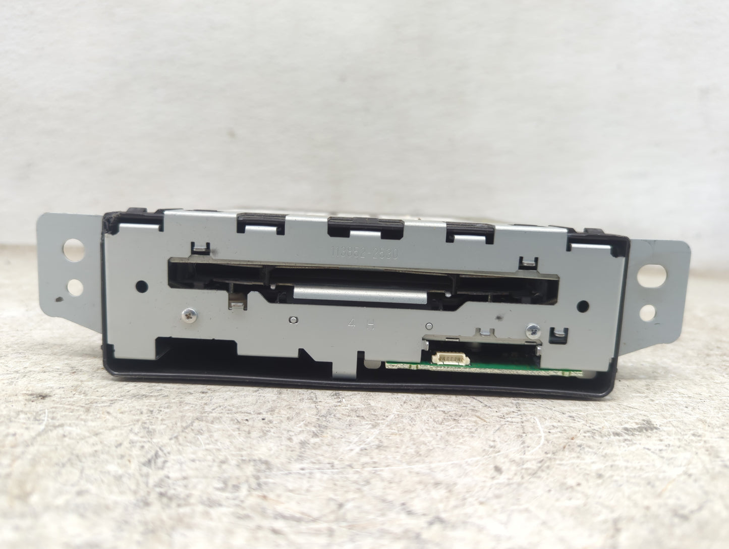 2014-2014 Buick Lacrosse Radio Cd Changer 13590747|06a134766716e|6230 - Oemusedautoparts1.com