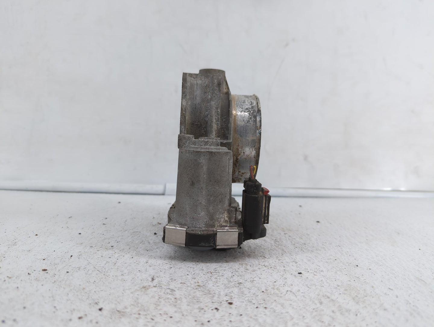 2012-2016 Buick Lacrosse Throttle Body P/N:12632172BA Fits Fits 2012 2013 2014 2015 2016 2017 2018 2019 OEM Used Auto Parts 