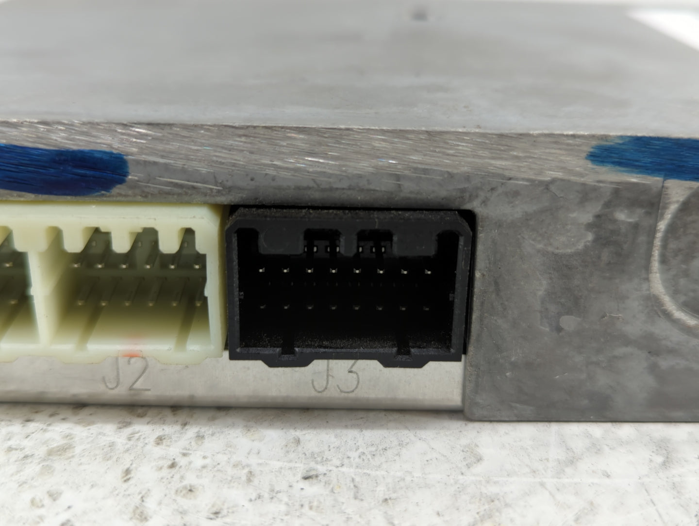 2014-2015 Buick Lacrosse Chassis Control Module Ccm Bcm Body Control 415837 - Oemusedautoparts1.com