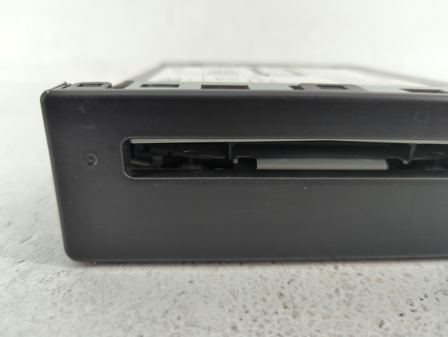 2014-2014 Buick Lacrosse Am Fm Cd Player Radio Receiver - Oemusedautoparts1.com