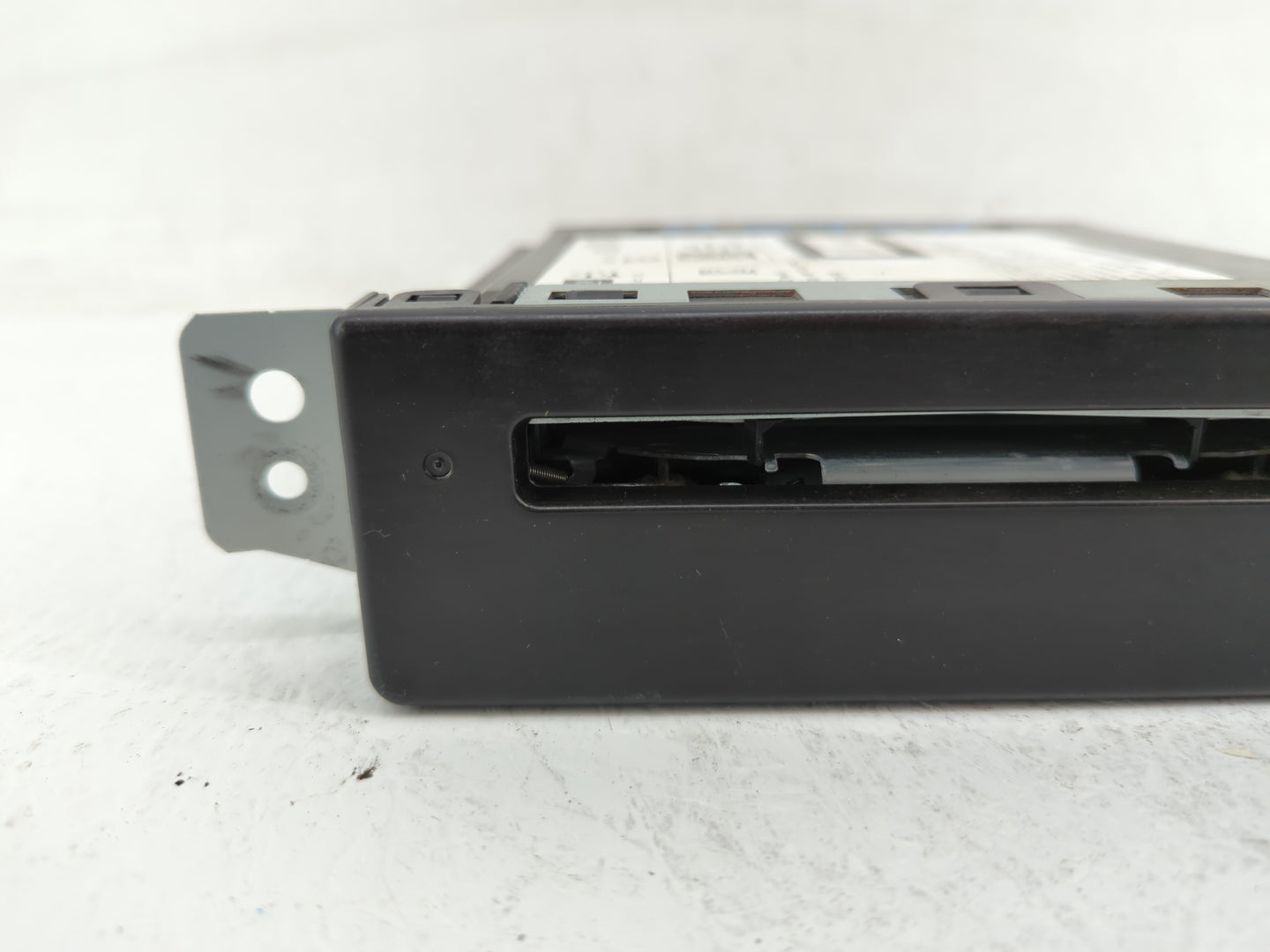 2014 Buick Lacrosse Radio AM FM Cd Player Receiver Replacement P/N:13594481 23119513, 13590747, 23135200 Fits Fits 2013 2015