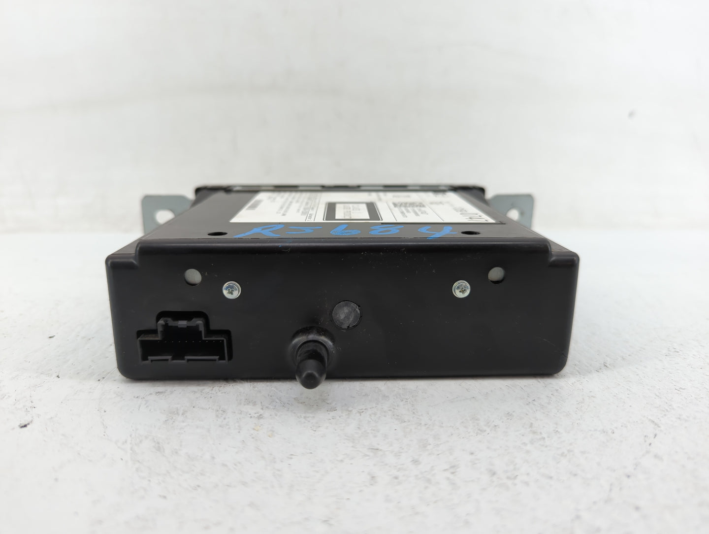 2014 Buick Lacrosse Radio AM FM Cd Player Receiver Replacement P/N:13594481 23119513, 13590747, 23135200 Fits Fits 2013 2015