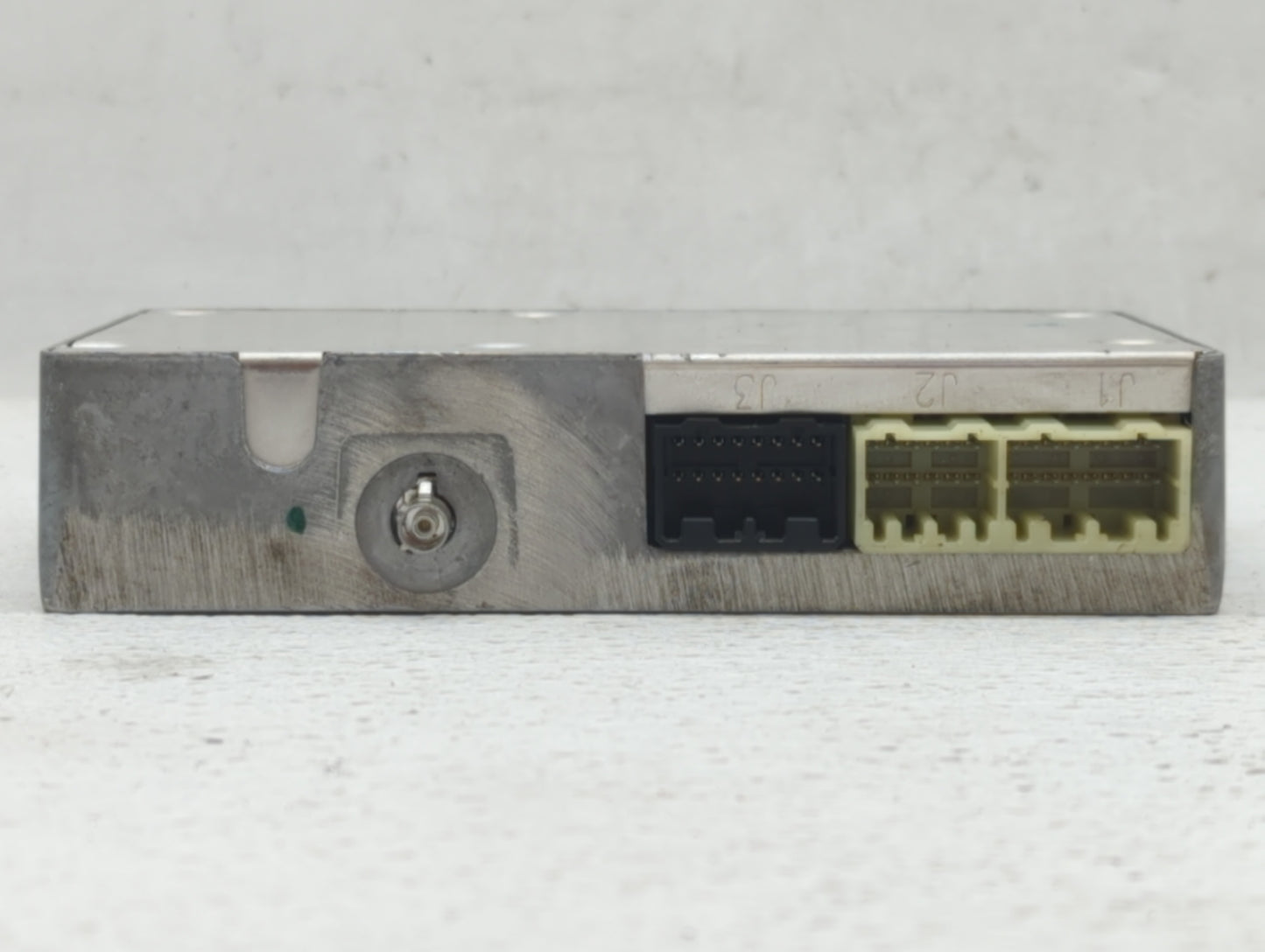 2014-2015 Buick Lacrosse Chassis Control Module Ccm Bcm Body Control - Oemusedautoparts1.com