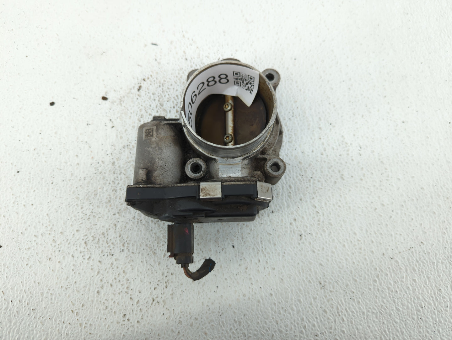 2012-2015 Buick Lacrosse Throttle Body P/N:12632101CA Fits Fits 2012 2013 2014 2015 OEM Used Auto Parts - Oemusedautoparts1.