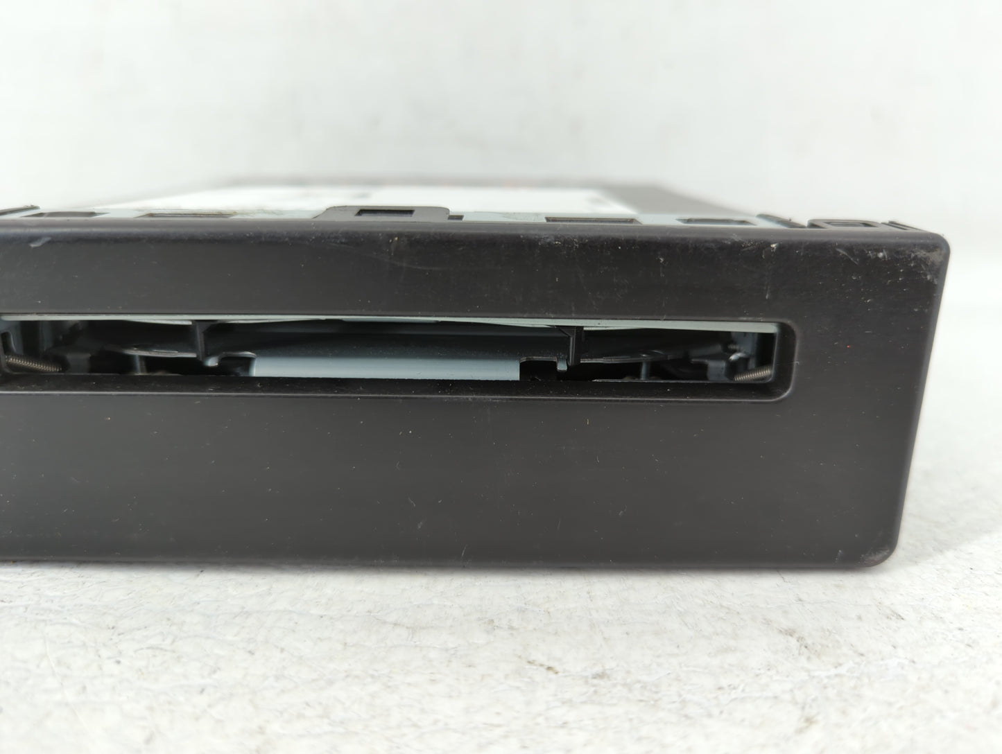 2014-2014 Buick Lacrosse Am Fm Cd Player Radio Receiver - Oemusedautoparts1.com