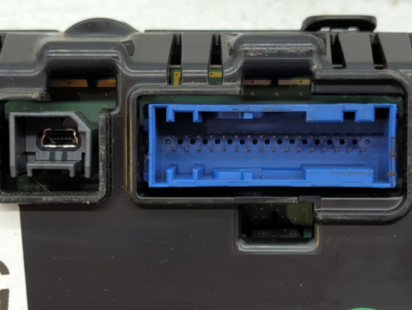 2014 Buick Lacrosse Instrument Cluster Speedometer Gauges P/N:90924627 Fits OEM Used Auto Parts - Oemusedautoparts1.com