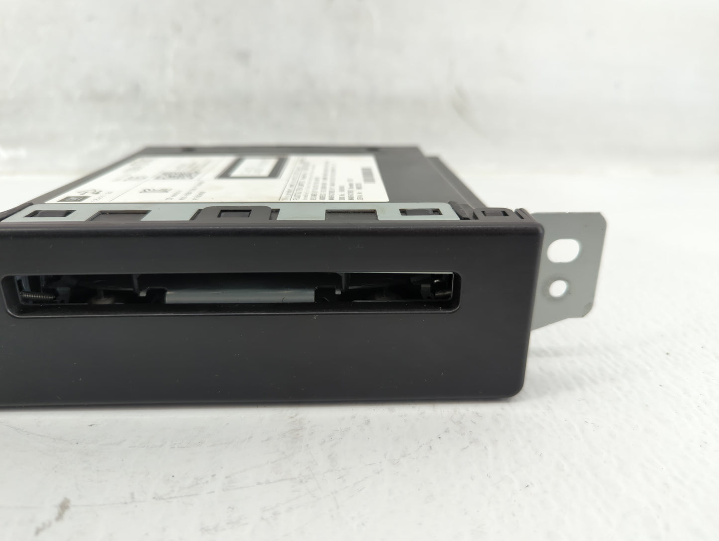2014 Buick Lacrosse Radio AM FM Cd Player Receiver Replacement P/N:13590747 Fits OEM Used Auto Parts - Oemusedautoparts1.com