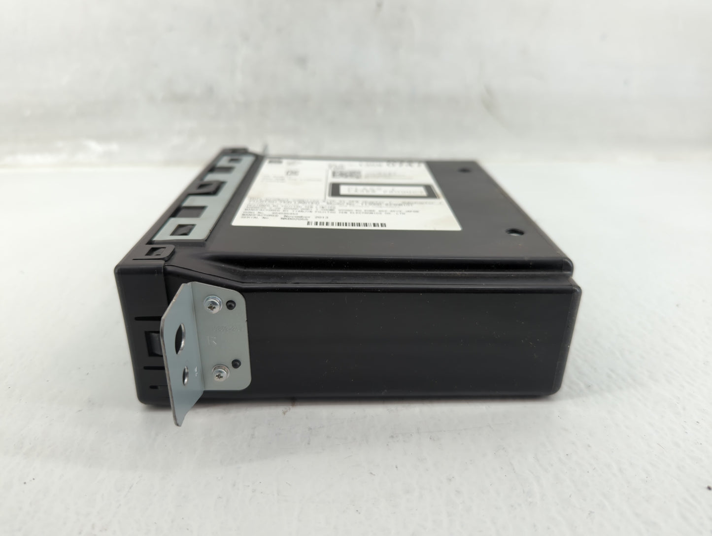 2014 Buick Lacrosse Radio AM FM Cd Player Receiver Replacement P/N:13590747 Fits OEM Used Auto Parts - Oemusedautoparts1.com