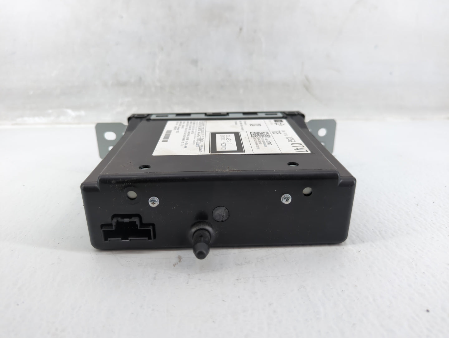 2014 Buick Lacrosse Radio AM FM Cd Player Receiver Replacement P/N:13590747 Fits OEM Used Auto Parts - Oemusedautoparts1.com