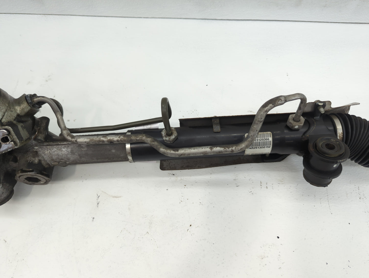 2014 Buick Lacrosse Rack and Pinion Steering Gear P/N:P23129366 Fits OEM Used Auto Parts - Oemusedautoparts1.com