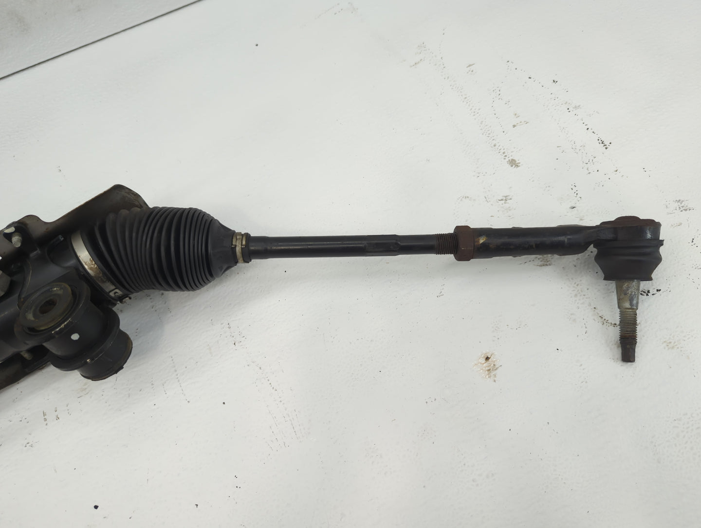 2014 Buick Lacrosse Rack and Pinion Steering Gear P/N:P23129366 Fits OEM Used Auto Parts - Oemusedautoparts1.com