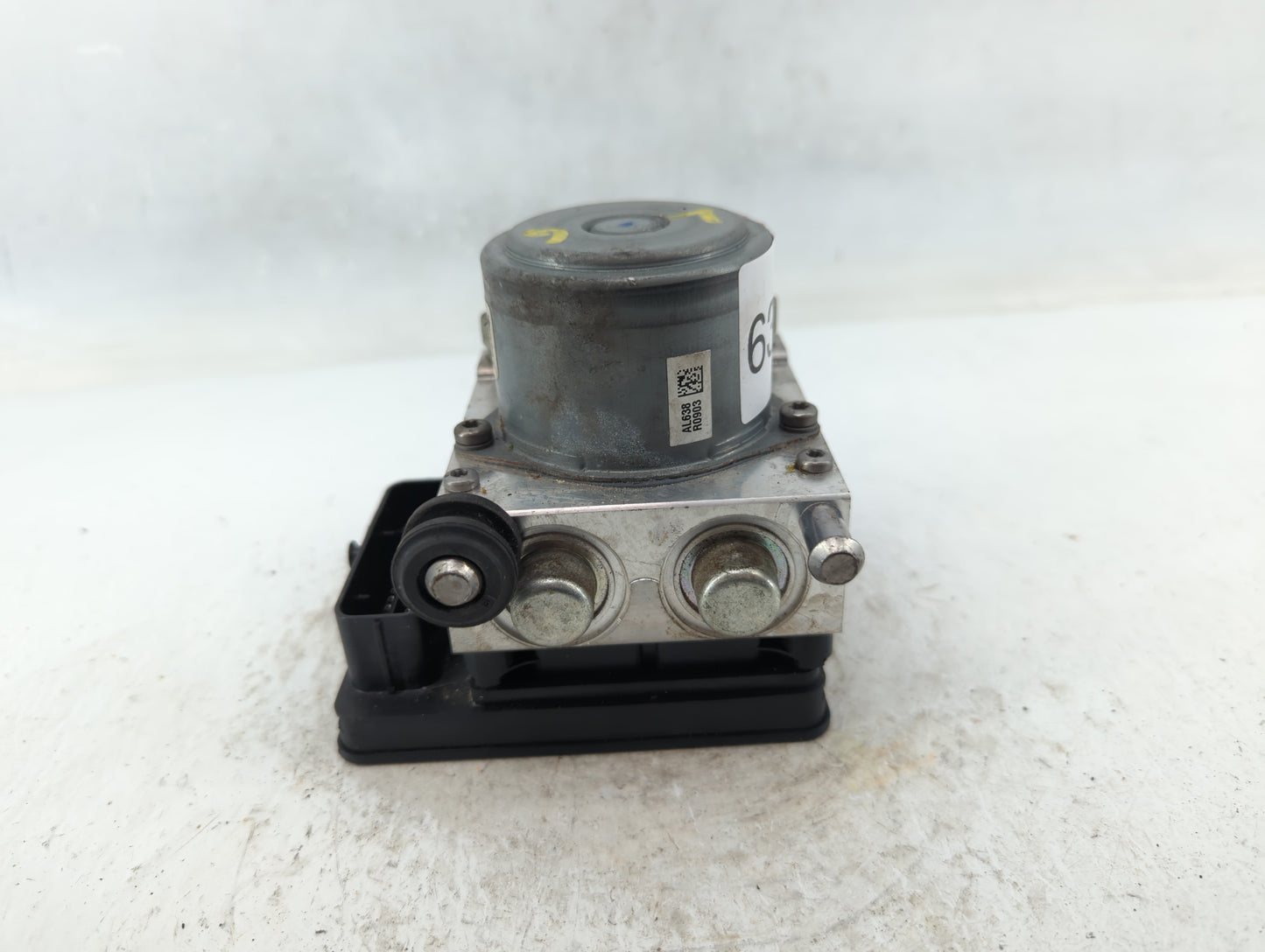 2014-2015 Buick Lacrosse ABS Pump Control Module Replacement P/N:23210877 Fits Fits 2014 2015 OEM Used Auto Parts - Oemuseda