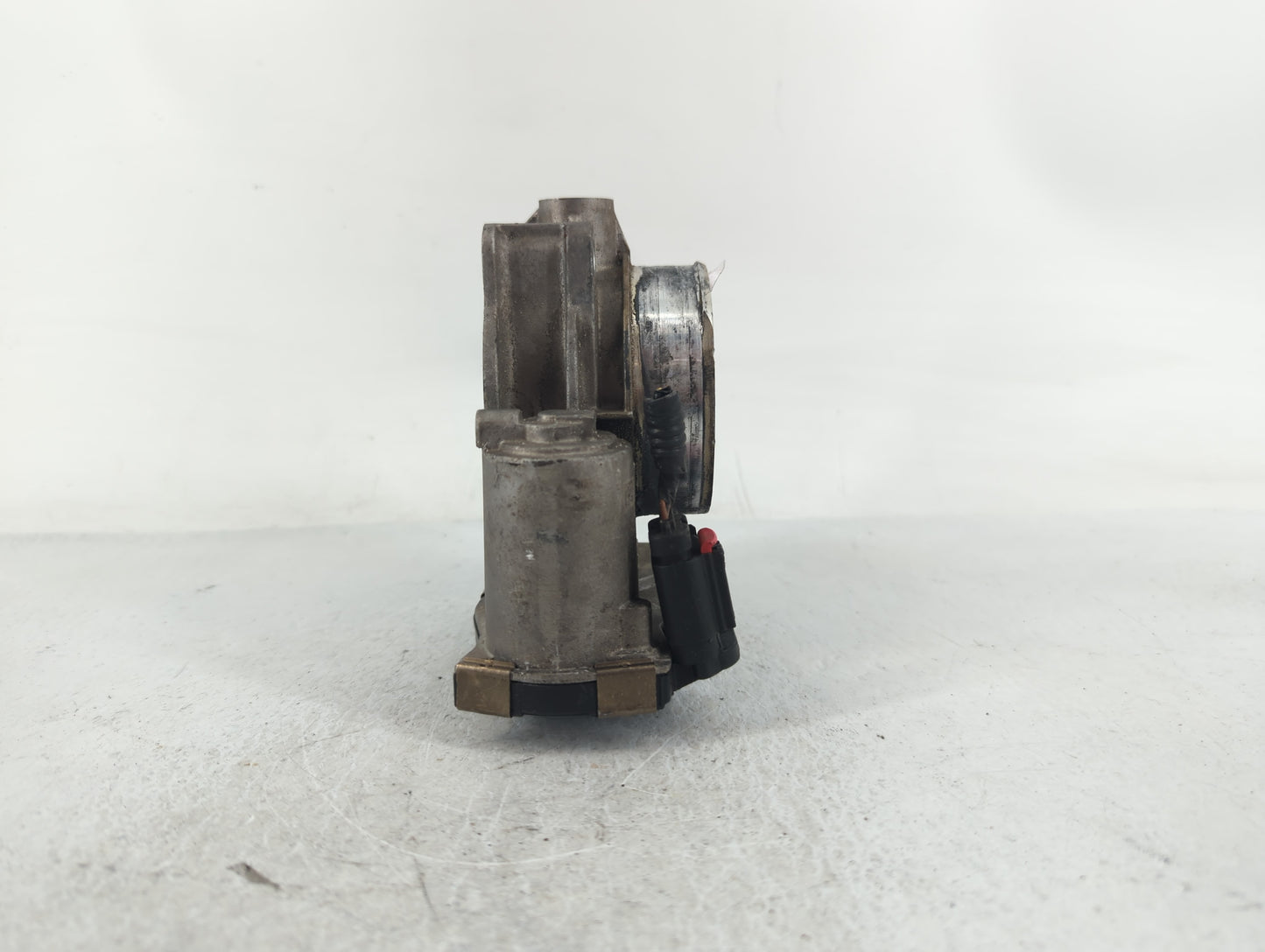 2012-2016 Buick Lacrosse Throttle Body P/N:12632172BA Fits Fits 2012 2013 2014 2015 2016 2017 2018 2019 2020 2021 2022 OEM U