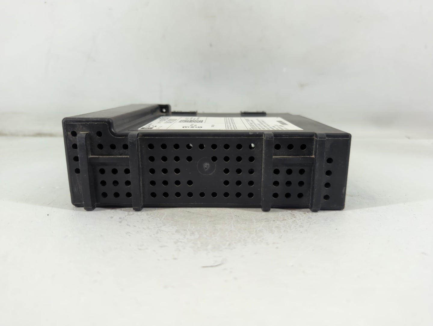 2014 Buick Lacrosse Radio AM FM Cd Player Receiver Replacement P/N:13592717 Fits OEM Used Auto Parts - Oemusedautoparts1.com