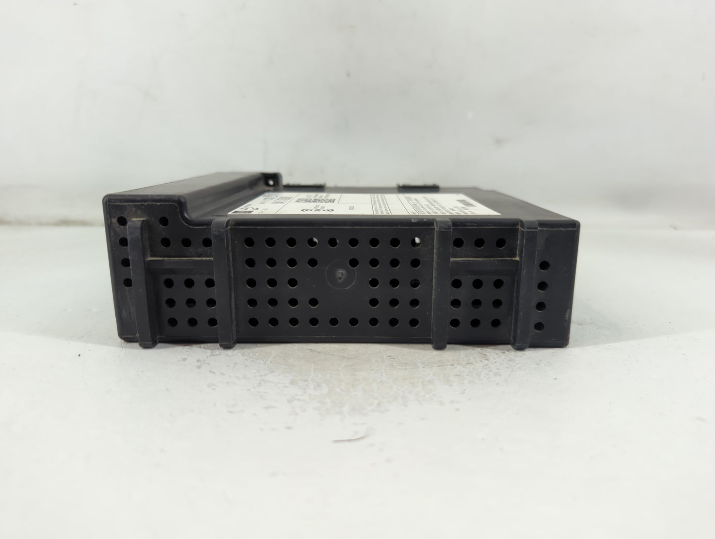 2014 Buick Lacrosse Radio AM FM Cd Player Receiver Replacement P/N:13592717 Fits OEM Used Auto Parts - Oemusedautoparts1.com