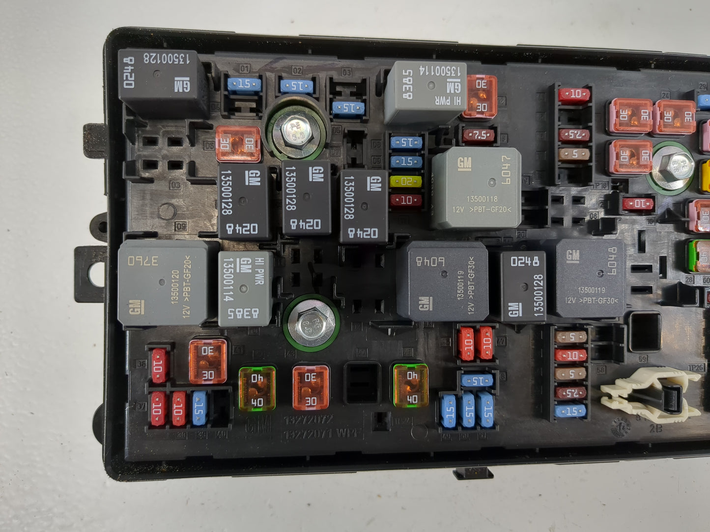 2014-2017 Buick Regal Fusebox Fuse Box Panel Relay Module P/N:23126639 Fits Fits 2014 2015 2016 2017 OEM Used Auto Parts - O