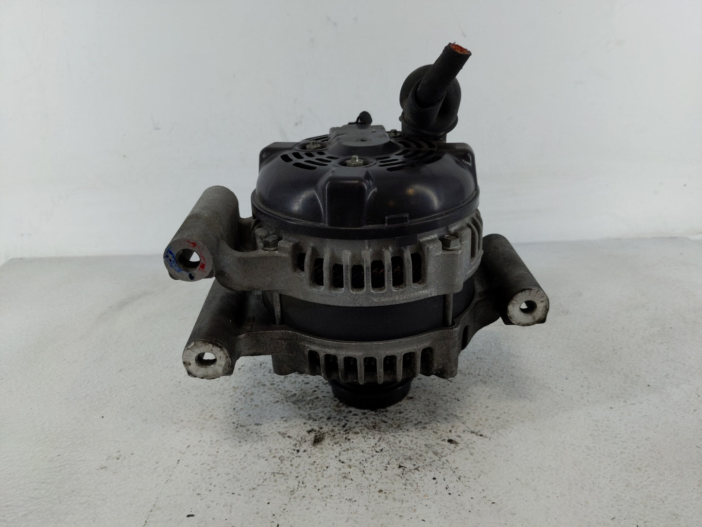 2014-2017 Buick Regal Alternator Replacement Generator Charging Assembly Engine OEM P/N:13592810 Fits OEM Used Auto Parts - 