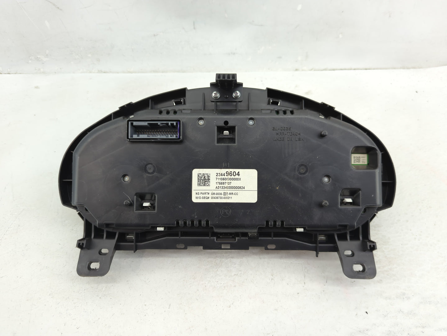 2014 Buick Regal Instrument Cluster Speedometer Gauges P/N:175597137 23449604 Fits OEM Used Auto Parts - Oemusedautoparts1.c