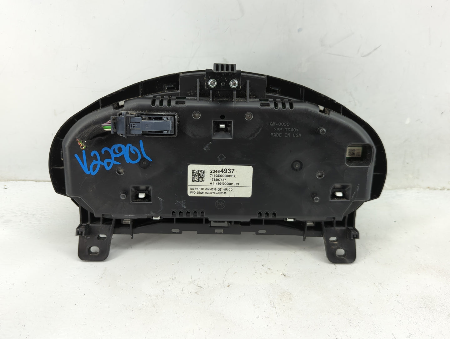 2014 Buick Regal Instrument Cluster Speedometer Gauges P/N:175597137 23464937 Fits OEM Used Auto Parts - Oemusedautoparts1.c