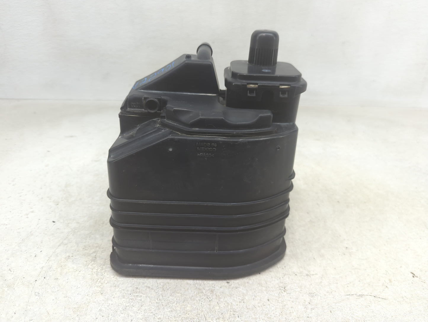 2014 Buick Regal Fuel Vapor Charcoal Canister 1392389 - Oemusedautoparts1.com