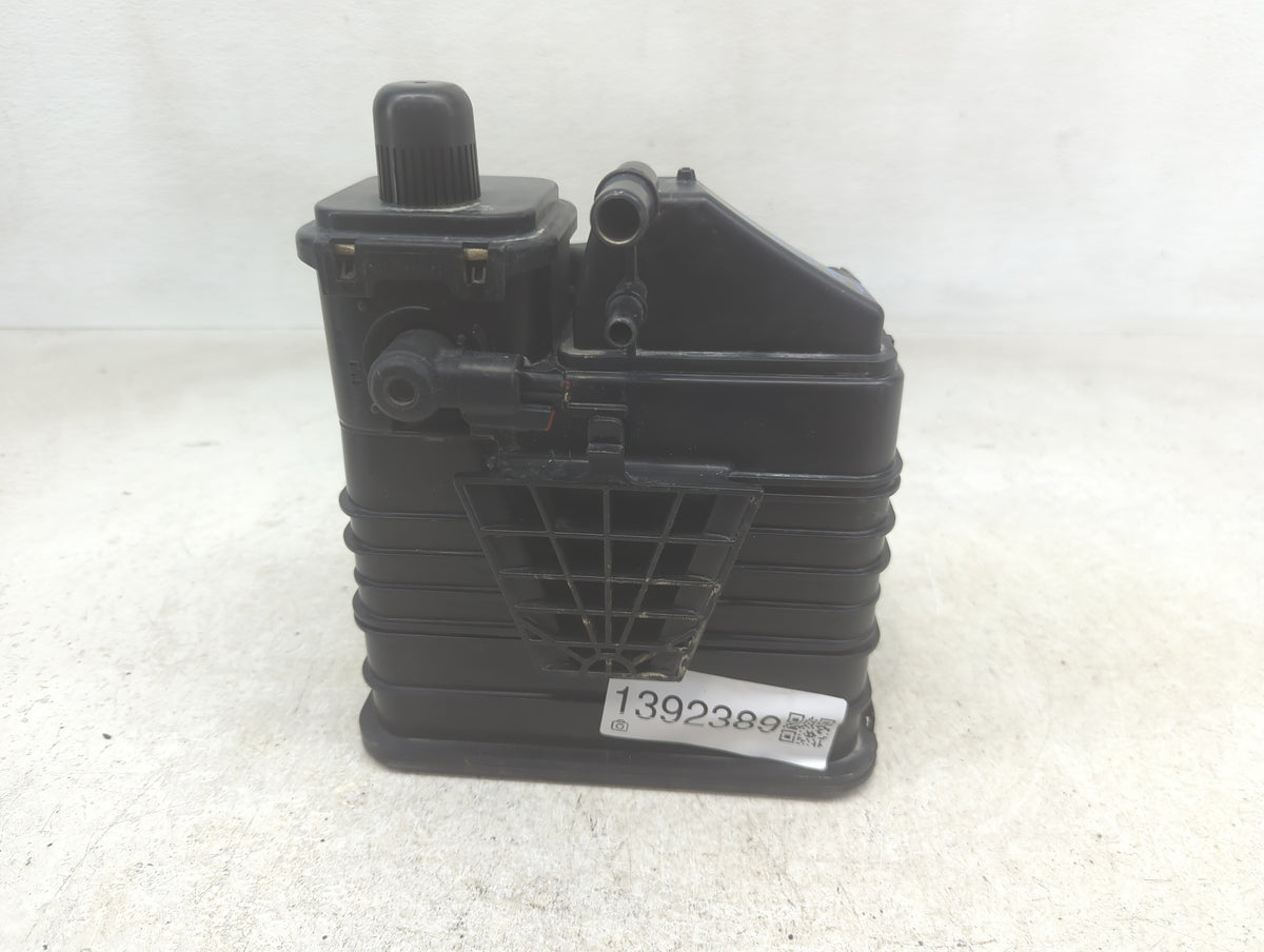 2014 Buick Regal Fuel Vapor Charcoal Canister 1392389 - Oemusedautoparts1.com