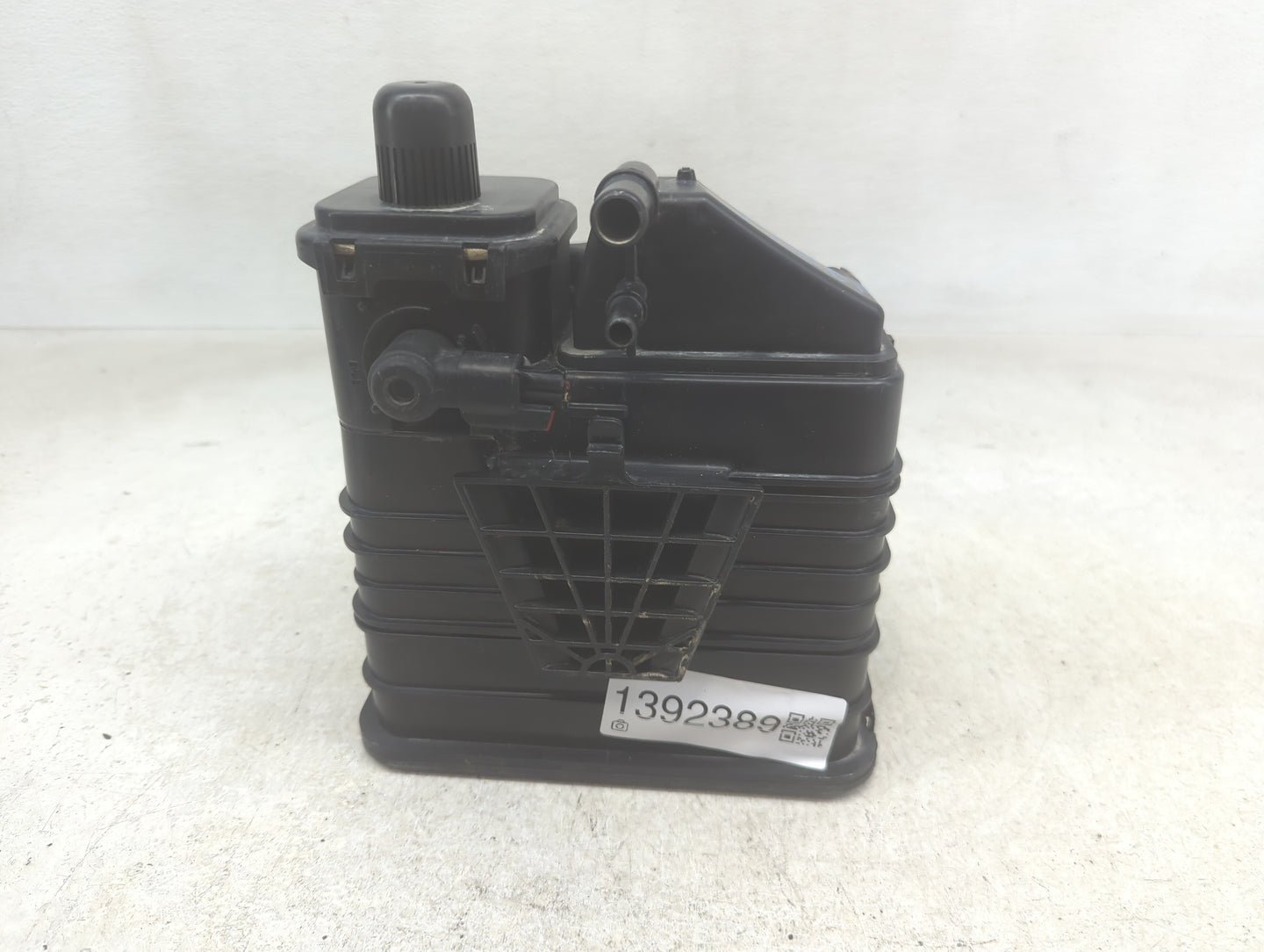 2014 Buick Regal Fuel Vapor Charcoal Canister - Oemusedautoparts1.com