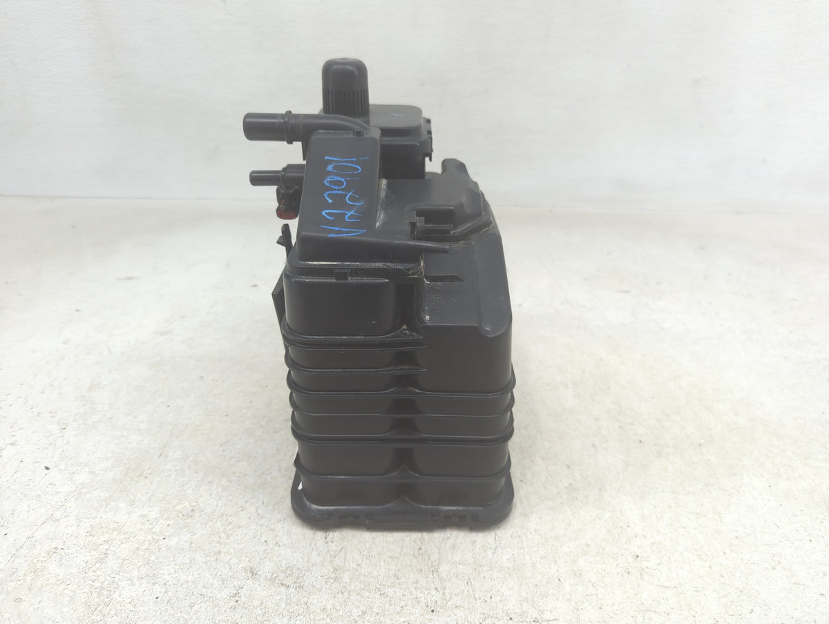 2014 Buick Regal Fuel Vapor Charcoal Canister 1392389 - Oemusedautoparts1.com