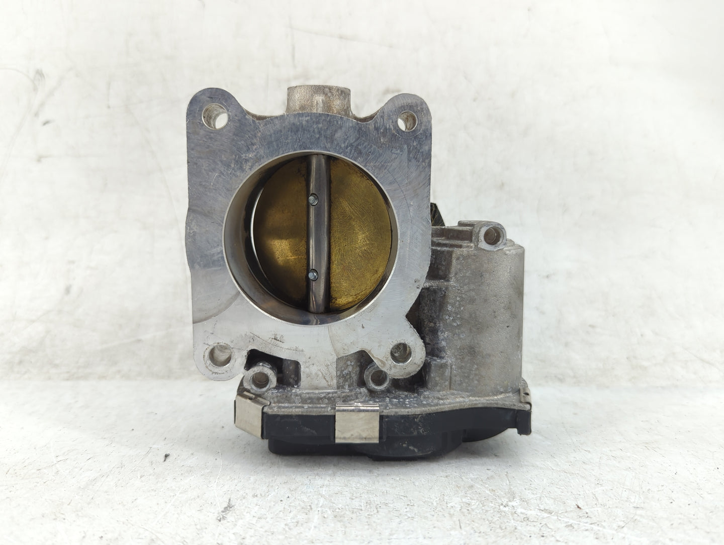 2014-2017 Buick Regal Throttle Body P/N:12627067DA Fits Fits 2013 2014 2015 2016 2017 2018 2019 2020 2021 OEM Used Auto Part