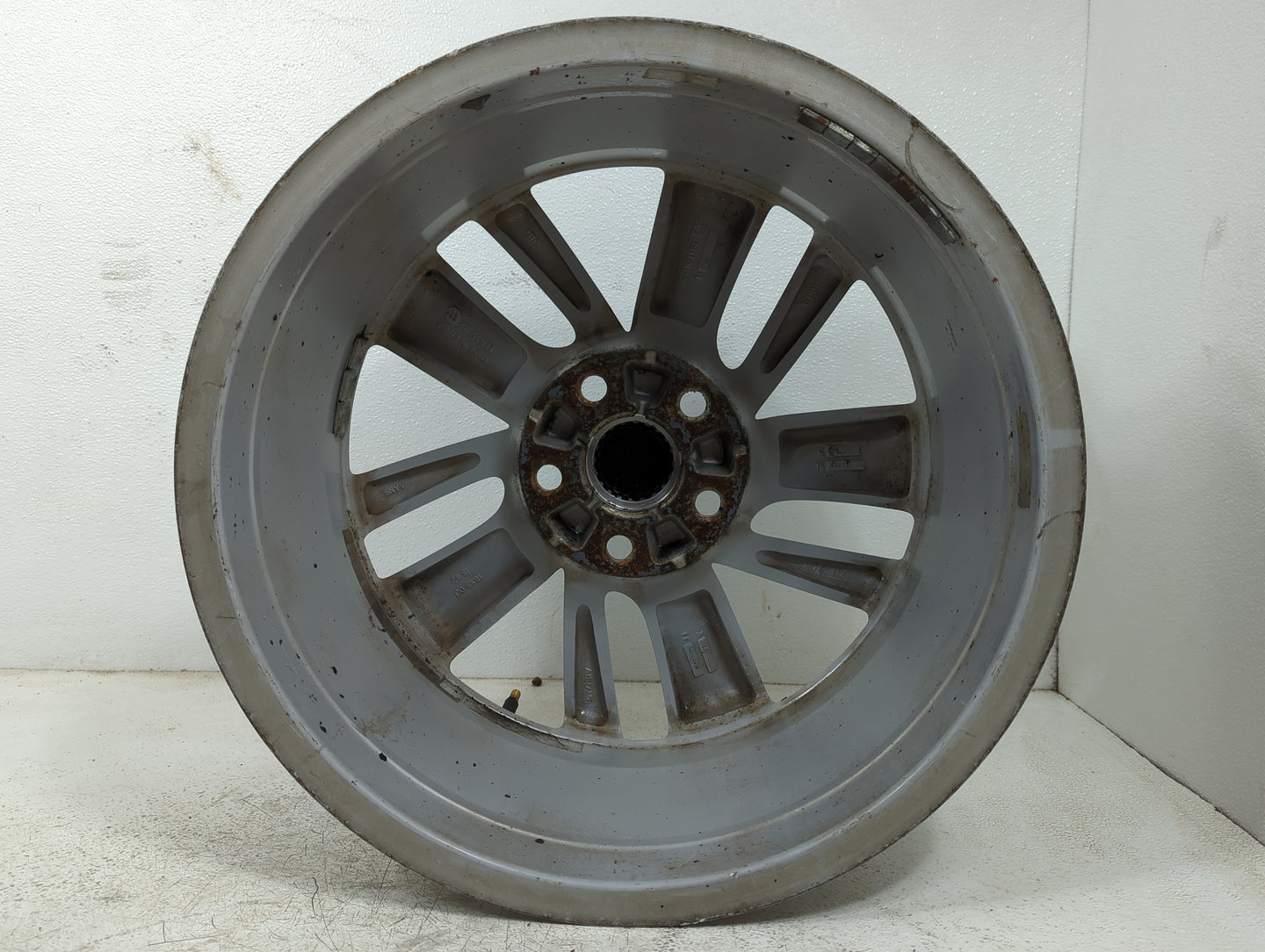 2014-2017 Buick Regal Oem Wheel Rim 1401783 - Oemusedautoparts1.com