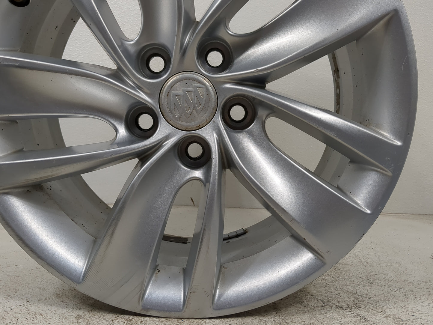 2014-2017 Buick Regal Oem Wheel Rim - Oemusedautoparts1.com